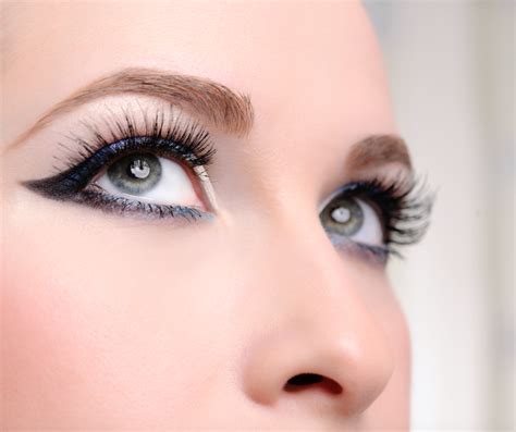 fake eyelid crease|problems with false eyelashes.